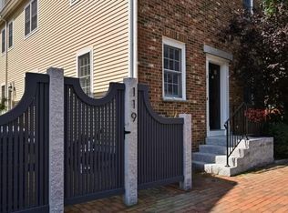 119 Merrimac St #4, Newburyport, MA 01950