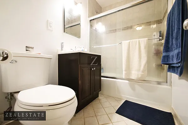 Rented by ZealEstate Group Inc | media 44