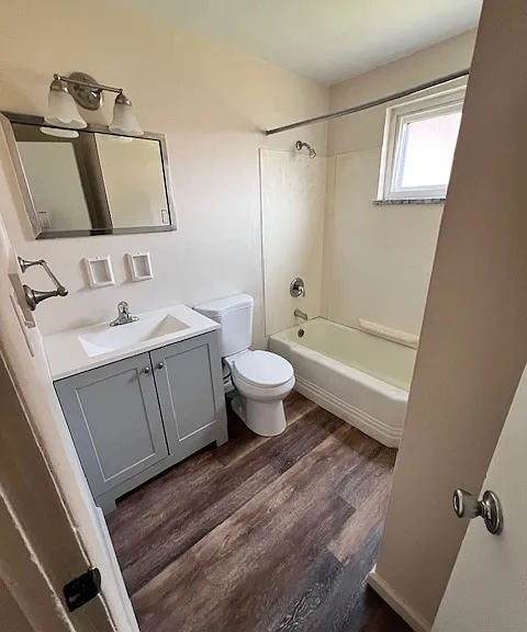 4764 Hilton Ave #A — Photo 6