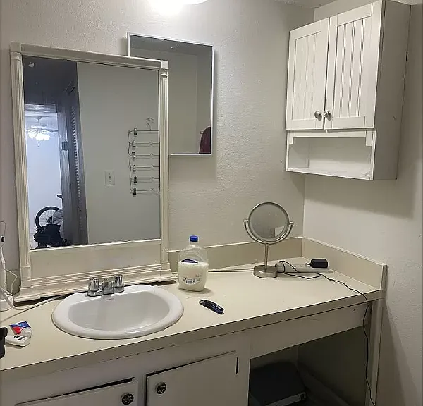 2811 SW Archer Rd #Z235 — Photo 5