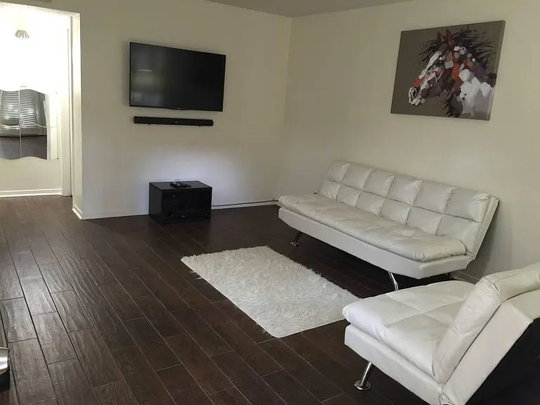 3942 W Alabama St #5 — Photo 3