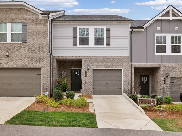 846 Longleaf Ln, Columbia, TN 38401