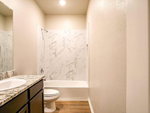 5th image of 105 Mount Vernon Way