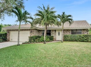 10725 NW 19th St, Coral Springs, FL 33071