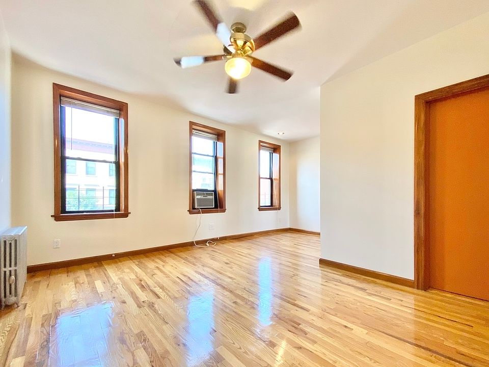 1st image of 565 Rogers Ave #3F