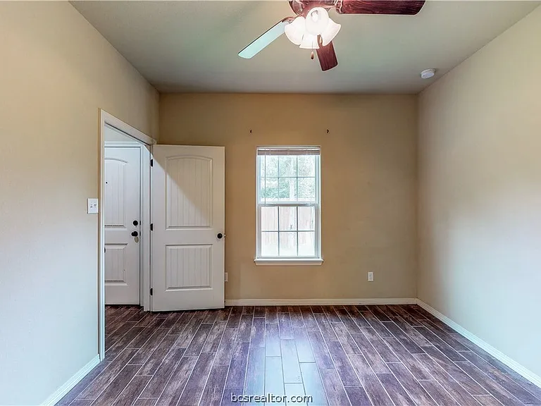 111 Southland St — Photo 26