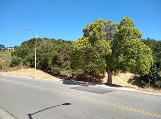 13832 Campus Dr, Oakland, CA 94605