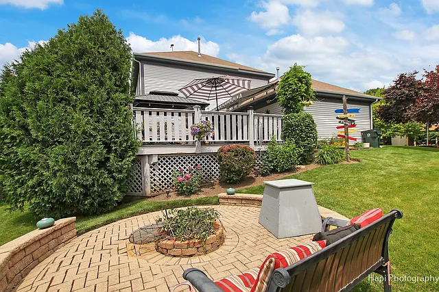 992 White Pine Dr — Photo 4
