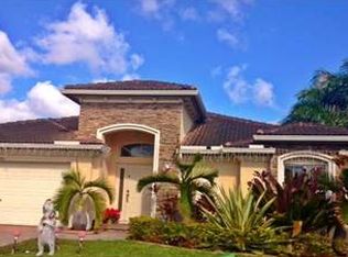 15205 SW 13th Ter, Miami, FL 33194