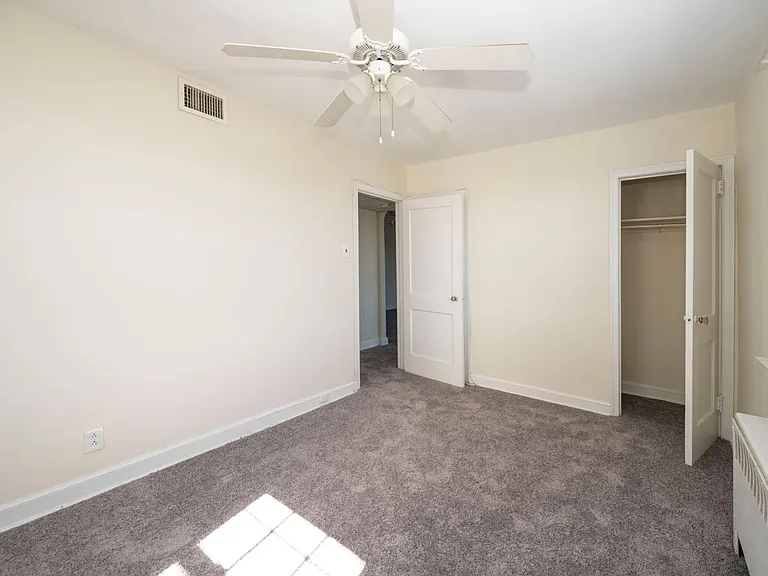 1325 E Wadsworth Ave — Photo 13