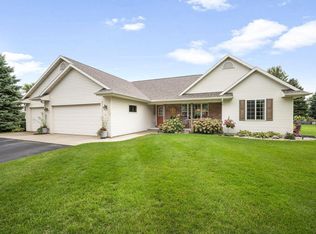 W3836 Somerset Ct, Fond Du Lac, WI 54935