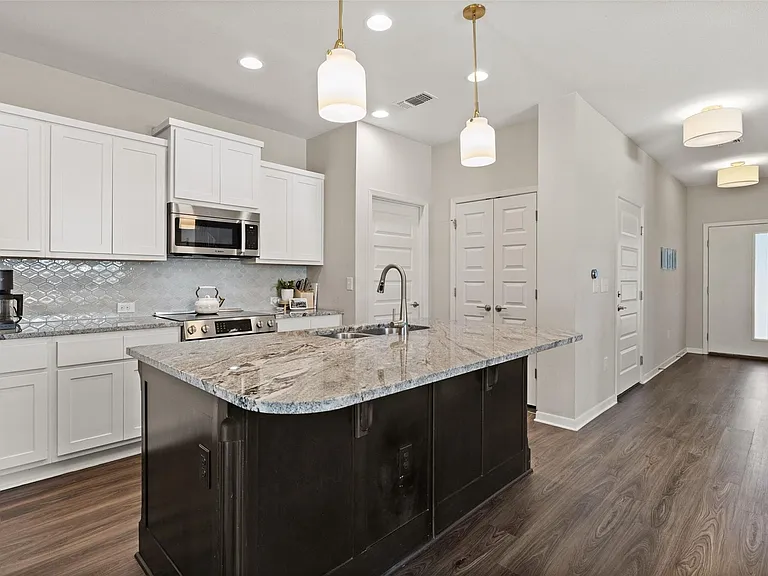 9809 Eloquence Dr — Photo 9