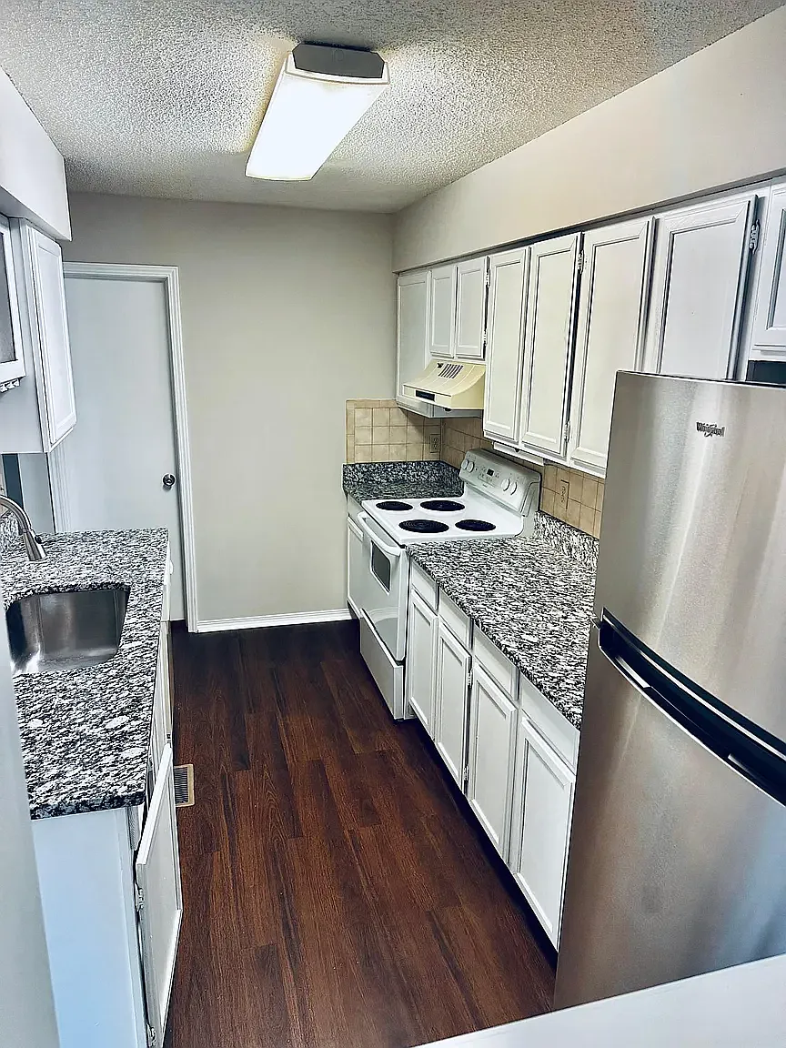 3 bed, 1364 sqft, $1,600 — Photo 4