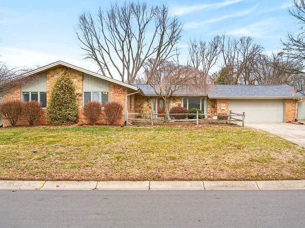 3161 Sumac Ct, Columbus, IN 47203