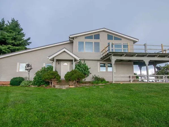 10190C S Blue Ridge Pkwy, West Jefferson, NC 28694
