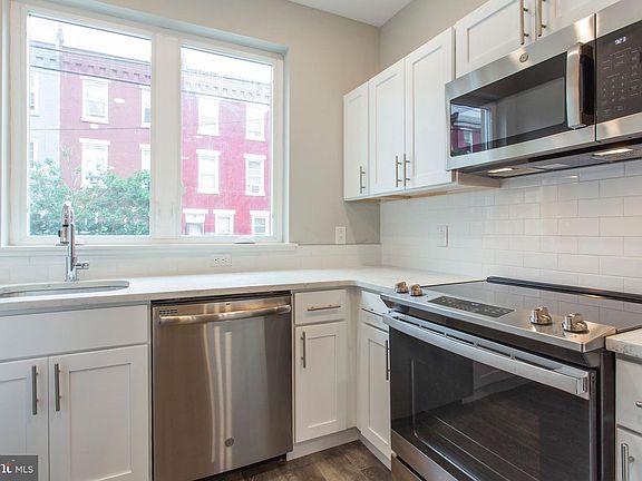 5th image of 2010 N 8th St