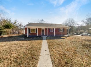 1140 John Ross Rd, Chattanooga, TN 37412