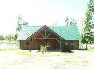 86 Hawg Ln, Poplarville, MS 39470