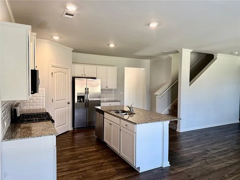 1316 Braselton Village Pkwy — Photo 3