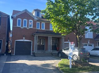 43 Sassafras Cir, Vaughan, ON L4J 8M7
