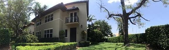2nd image of 453 Menendez Ave #3