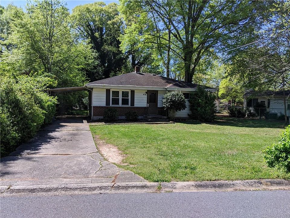 1st image of 970 Oakview Dr SE