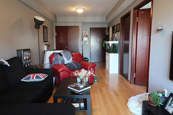 Rented by Owner | media 9