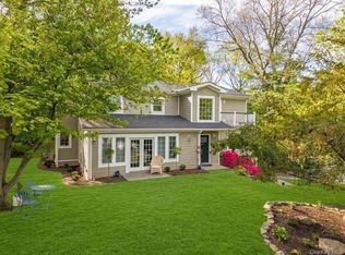 199 Hickory Grove Drive E, Larchmont, NY 10538