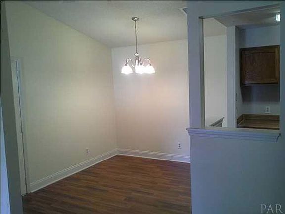 3rd image of 2201 Scenic Hwy APT C6