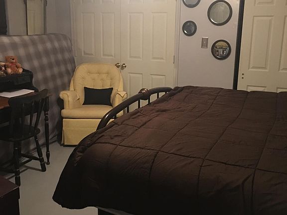 3rd image of 29 Bentley Ln
