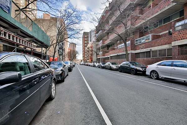 Rented by Platinum Properties | media 18