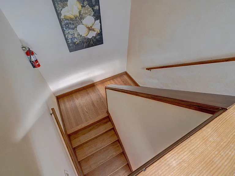 2632 Stevens St — Photo 12