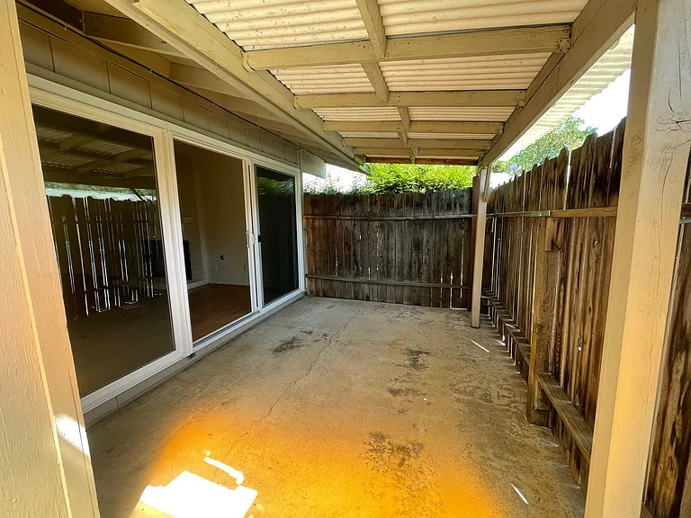 617 W Granger Ave #34 — Photo 33
