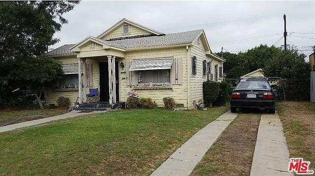 1st image of 2927 W 73rd St