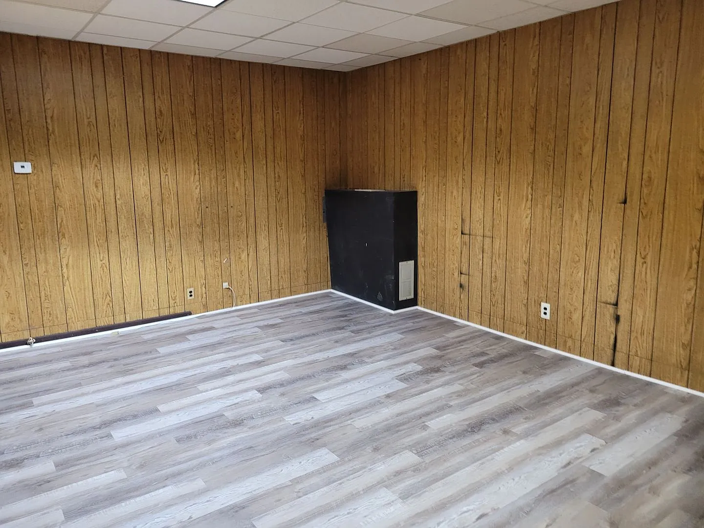1006 S Plymouth Ave — Photo 1