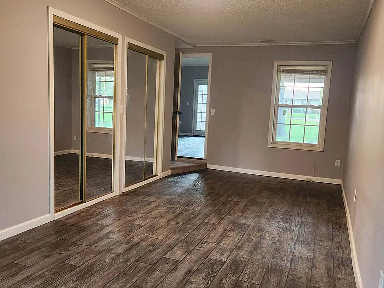 20614 Lawrence 2210 #B — Photo 10