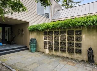 1185 Greacen Point Rd, Mamaroneck, NY 10543