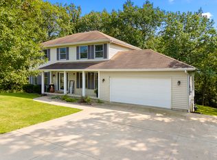 307 Brandy Dr, Mackinaw, IL