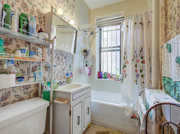 41-41 41st Street image 16 of 29