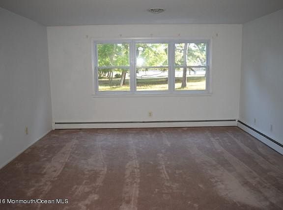 2nd image of 42 Cambridge Ct