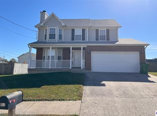 124 Longsdale Ct, Radcliff, KY 40160