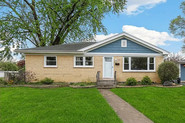 5932 107th Pl photo 1