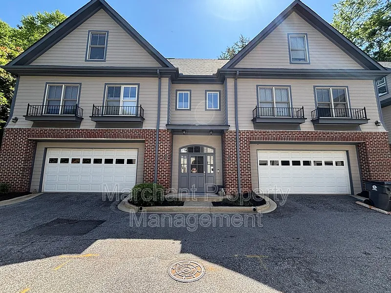 North Park Townhomes — Photo 1