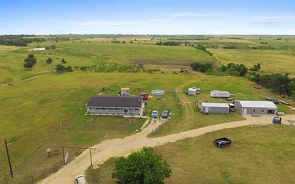 2nd image of 1359 County Road 112