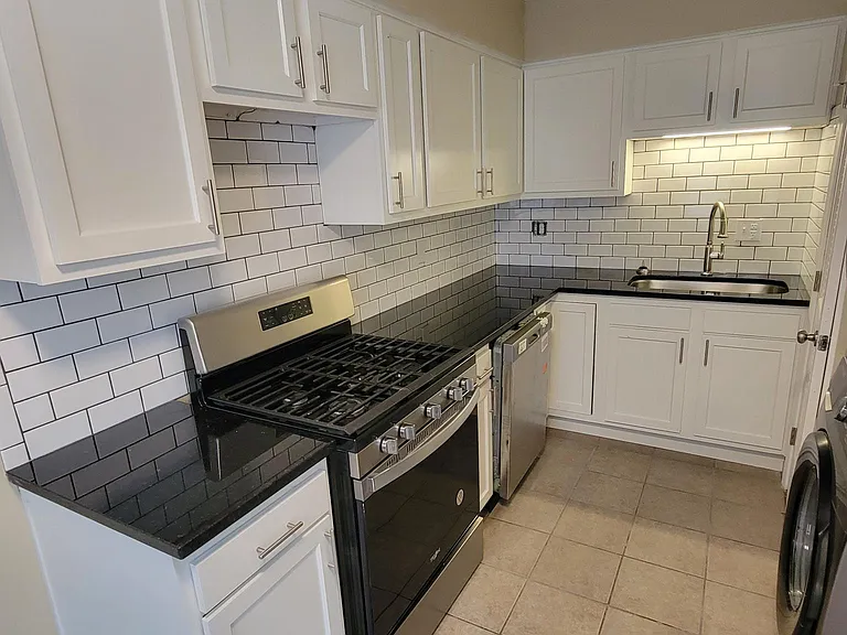 2298 N 4th St #2 — Photo 8