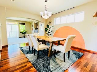 17915 20th Ave SE, Bothell, WA 98012