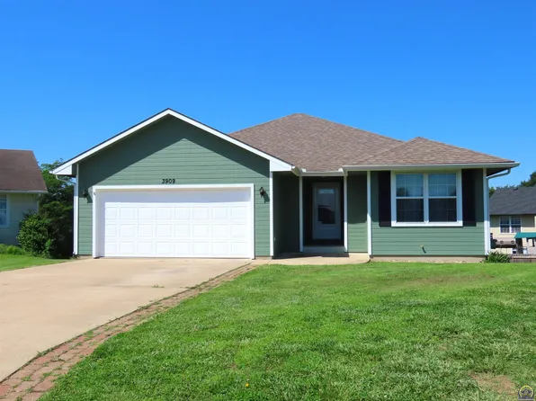 3909 NW Fielding Ter, Topeka, KS 66618