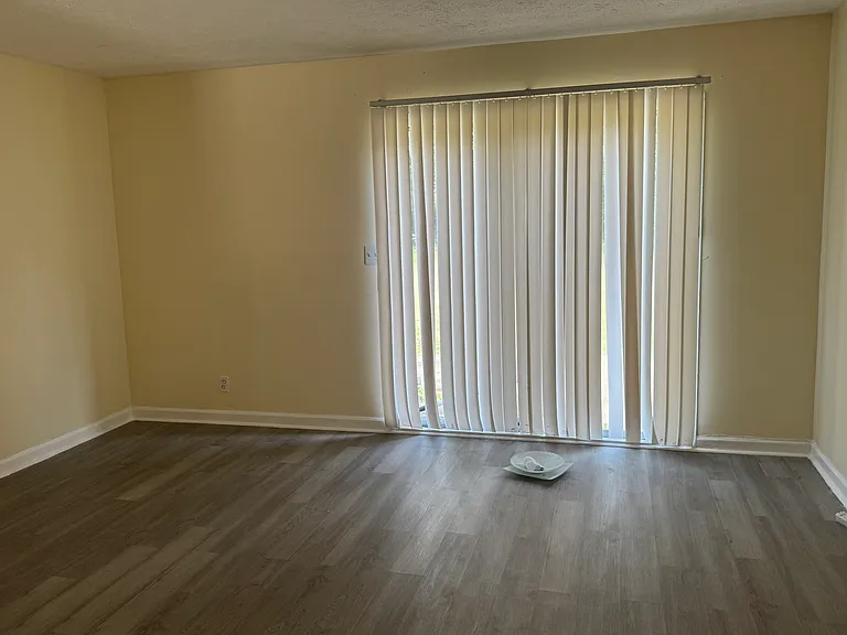 100 Lafayette Ct #1 — Photo 6