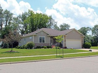 1502 Tamarack St, Delavan, WI 53115