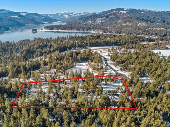 5716 Wendland Way, Spirit Lake, ID 83869